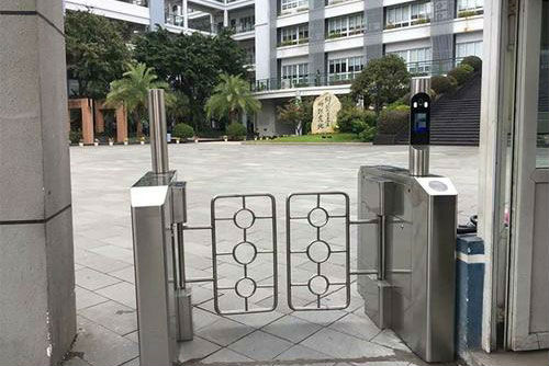 人臉識別系統(tǒng)應(yīng)用在智慧社區(qū)可以帶來哪些好處?