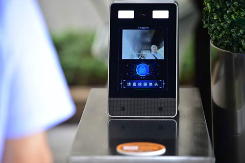 人臉識別門禁系統(tǒng)比傳統(tǒng)的刷卡門禁系統(tǒng)有哪些優(yōu)勢？