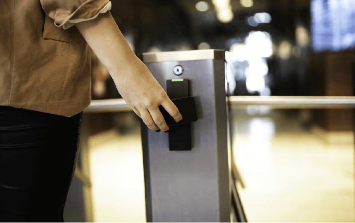 小區(qū)應(yīng)用二維碼門(mén)禁及訪客管理系統(tǒng)保障通行安全